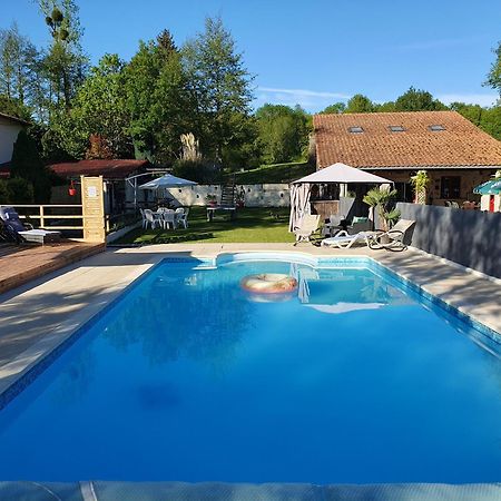 Luxury Safari Tents At Moulin Du Pommier Glamping & Camping Saulgond Esterno foto