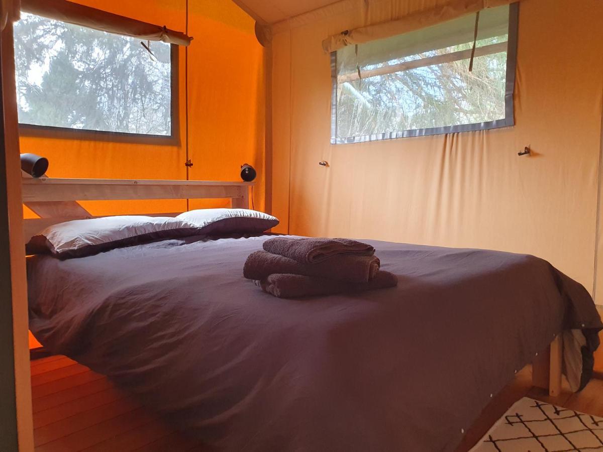Luxury Safari Tents At Moulin Du Pommier Glamping & Camping Saulgond Esterno foto