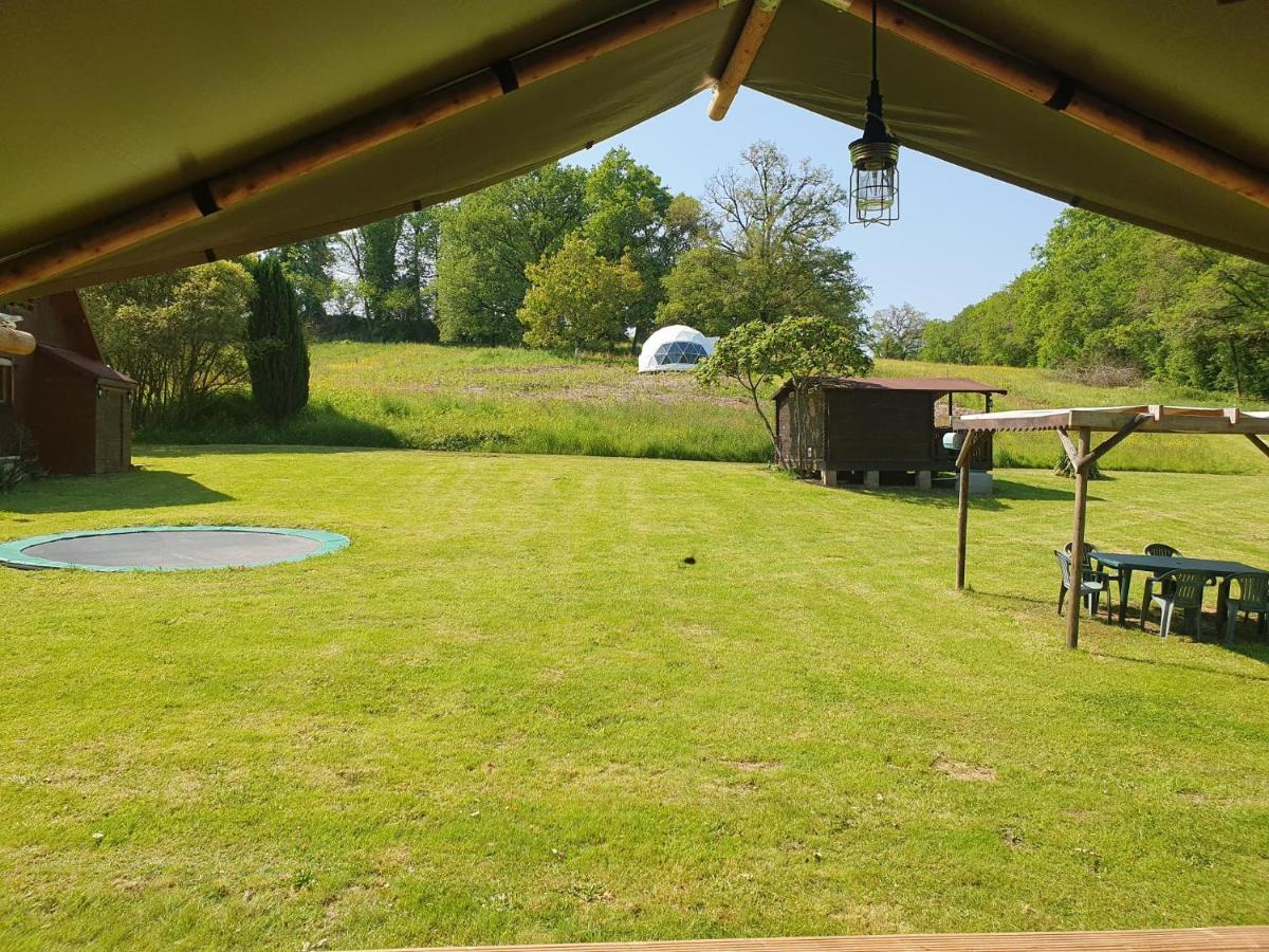 Luxury Safari Tents At Moulin Du Pommier Glamping & Camping Saulgond Esterno foto
