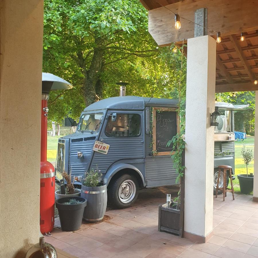 Luxury Safari Tents At Moulin Du Pommier Glamping & Camping Saulgond Esterno foto