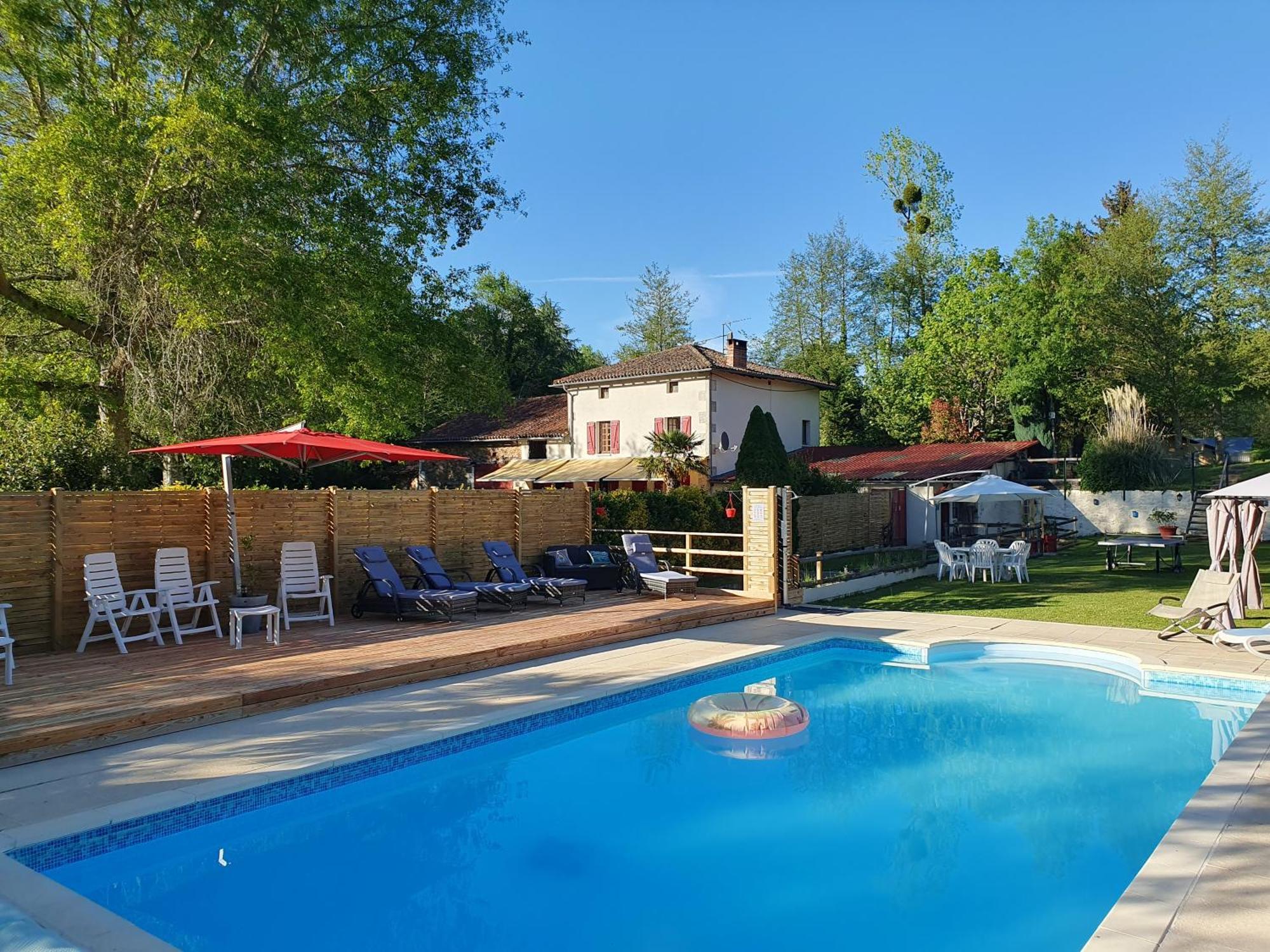 Luxury Safari Tents At Moulin Du Pommier Glamping & Camping Saulgond Esterno foto